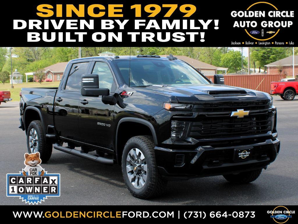 2026 Chevrolet Silverado HD Custom 4WD Crew Cab Standard Box's photo
