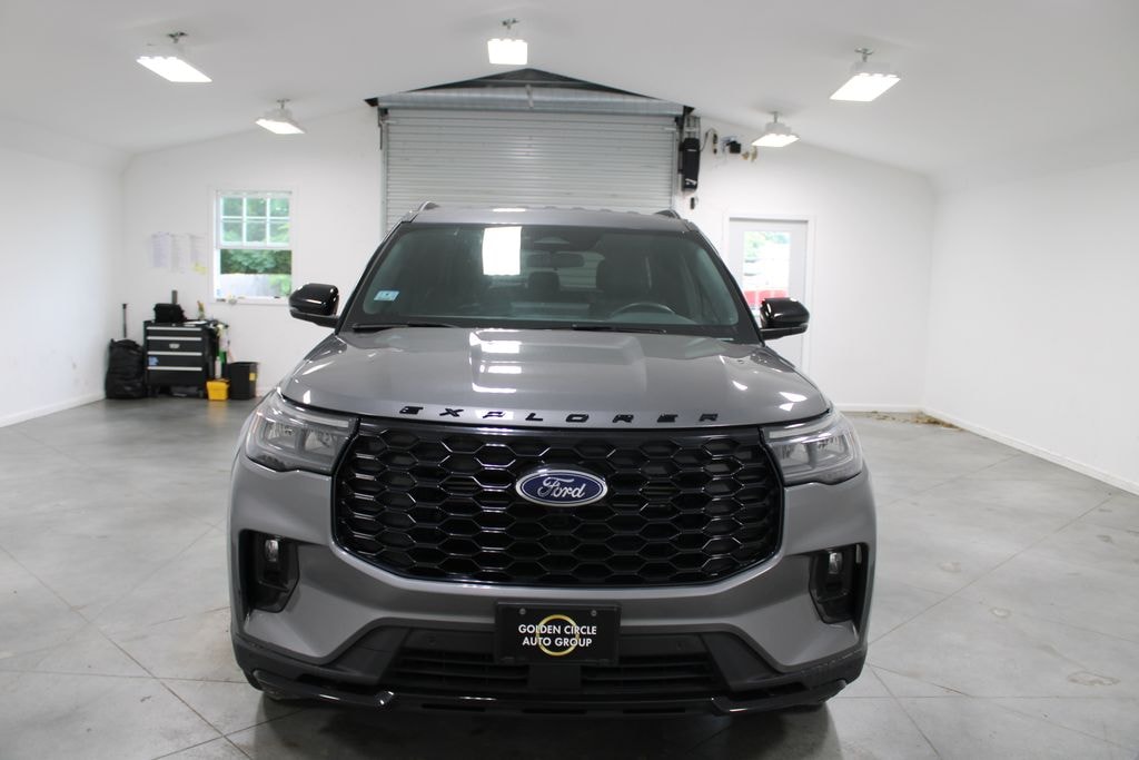 Used 2025 Ford Explorer ST-Line SUV
