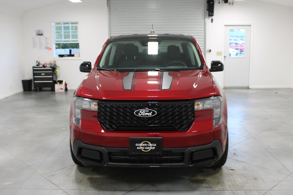 2025 Ford Maverick XLT photo 2