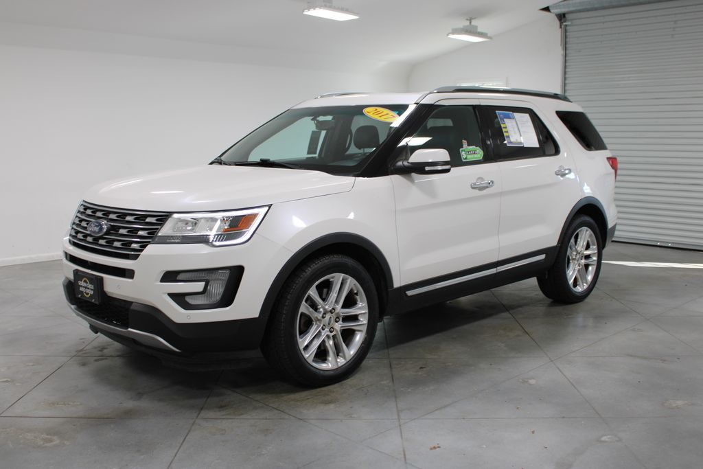 2017 Ford Explorer Limited photo 2