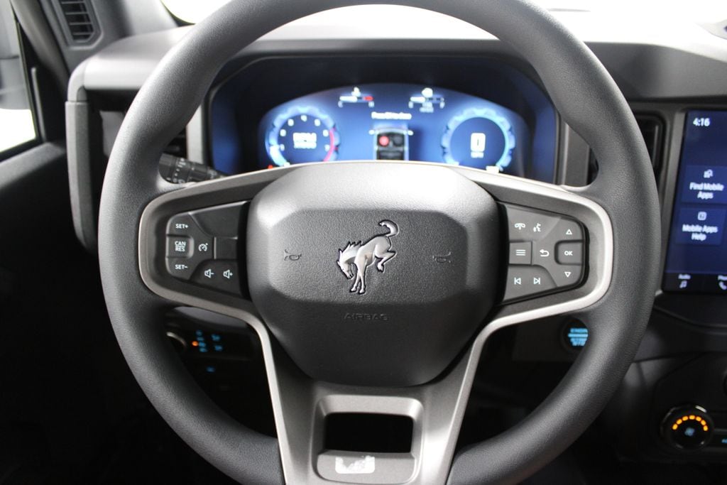 2025 Ford Bronco 4-Door Base - Photo 29