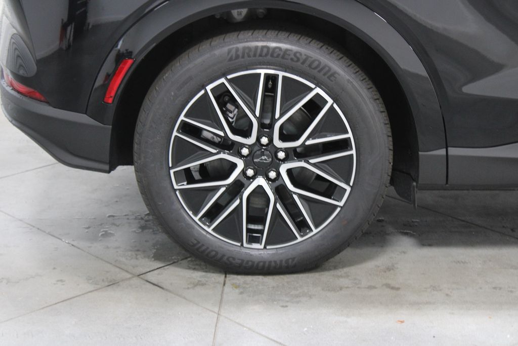 2025 Ford Mustang Mach-E Premium - Photo 12