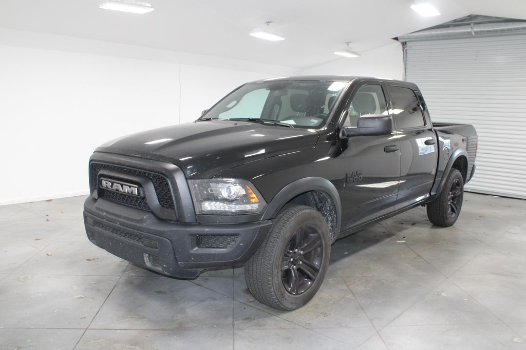 2024 Ram 1500 Classic Warlock photo 3