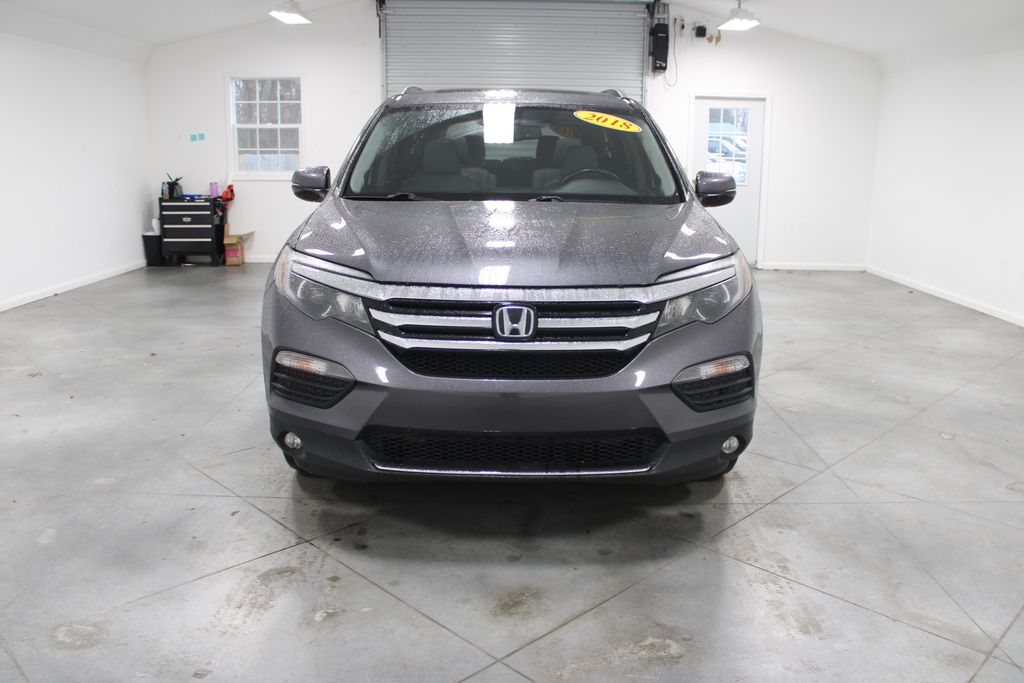 2018 Honda Pilot Elite photo 2