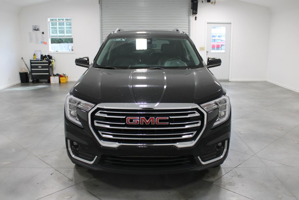 2024 Gmc Terrain SLT photo 3