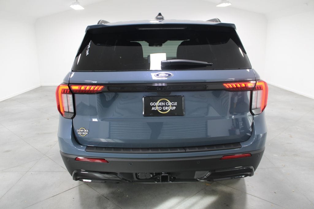 2026 Ford Explorer ST-Line - Photo 7