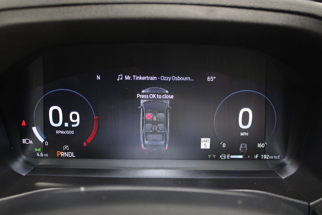 2026 Ford Explorer ST-Line - Photo 36