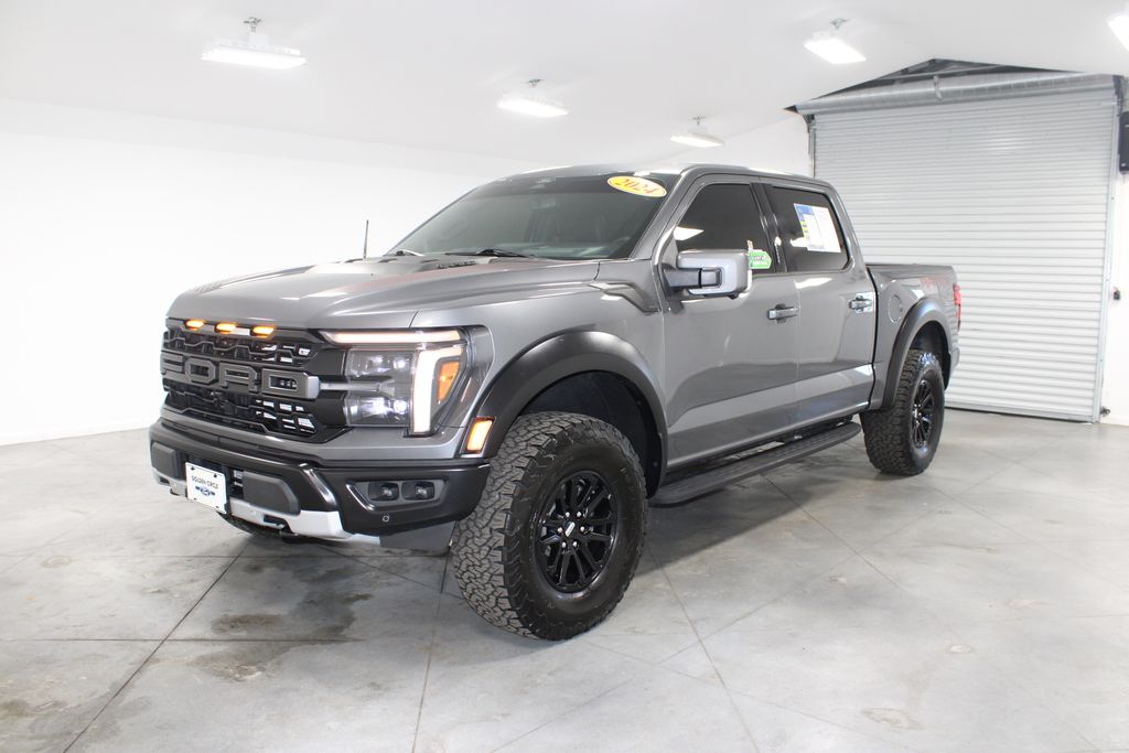 2024 Ford F-150 Raptor photo 3