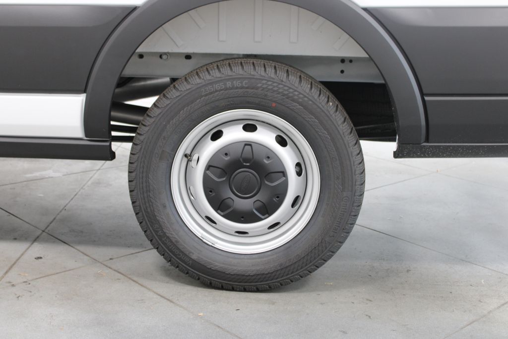 2025 Ford Transit Van Base - Photo 17