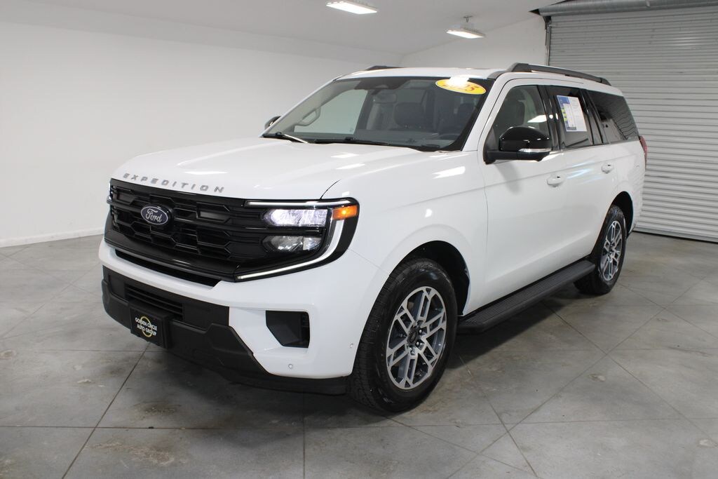 Used 2025 Ford Expedition Active SUV