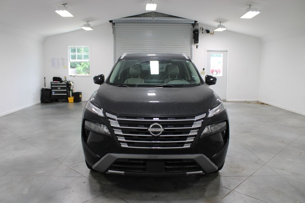 Used 2024 Nissan Rogue SL SUV