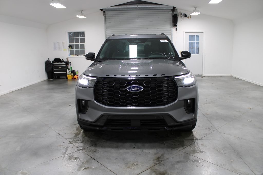 Used 2025 Ford Explorer ST-Line SUV