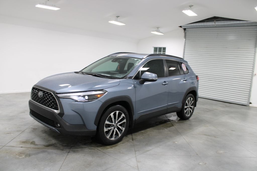 Used 2022 Toyota Corolla Cross XLE SUV