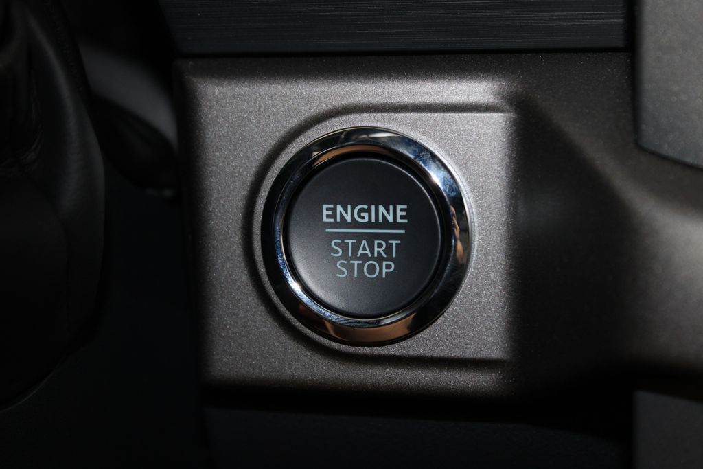 2025 Ford F-150 XLT - Photo 43