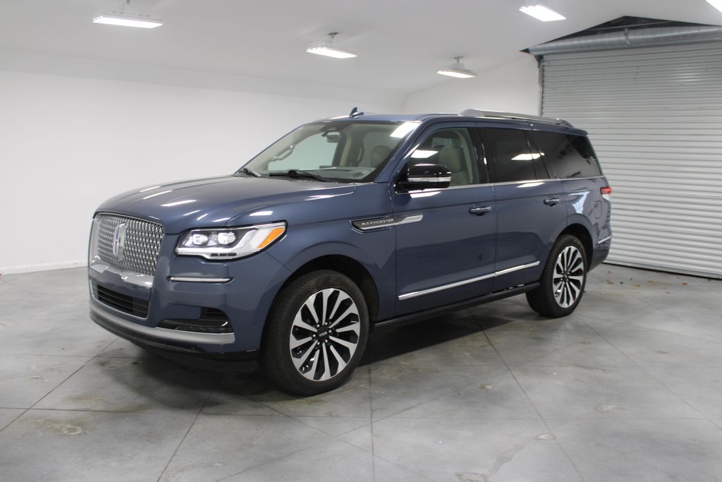 2022 Lincoln Navigator Reserve photo 3