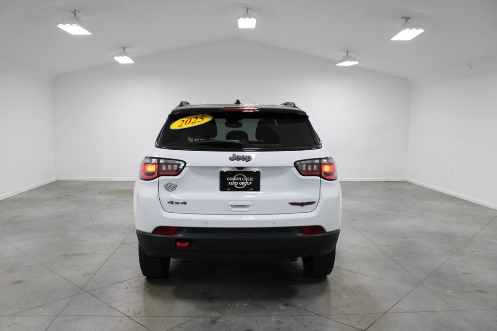 2025 Jeep Compass Trailhawk - Photo 8