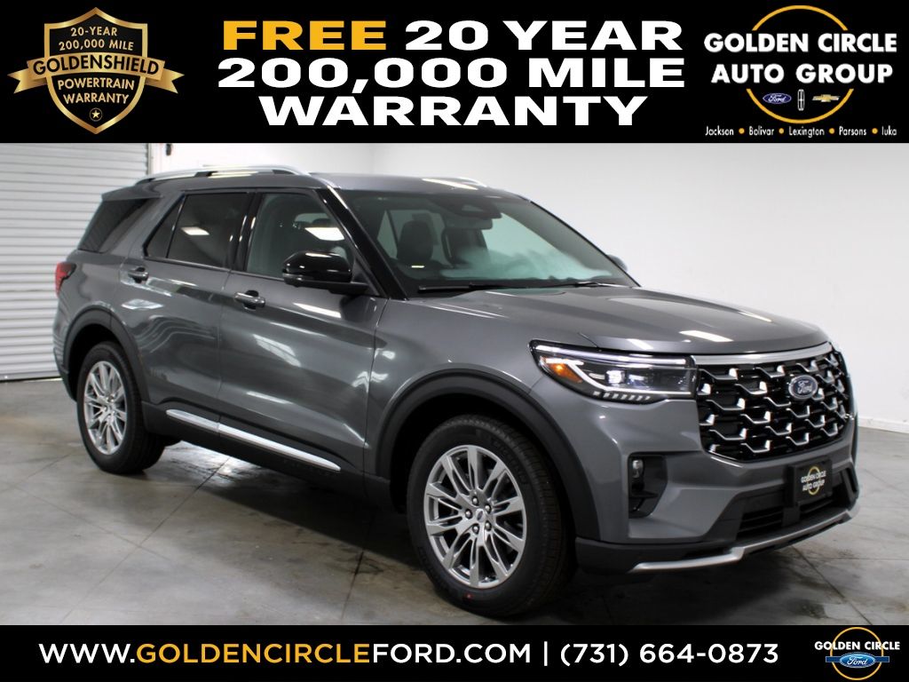 2026 Ford Explorer Platinum's photo