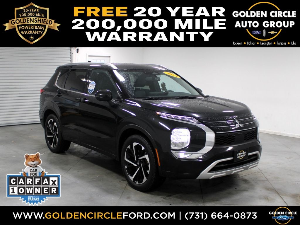 2024 Mitsubishi Outlander SEL's photo