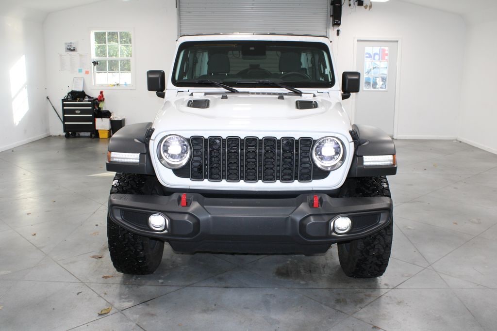 Used 2024 Jeep Wrangler Rubicon SUV