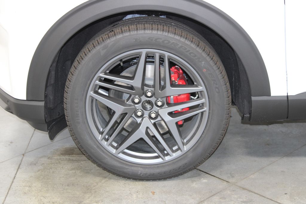 2026 Ford Explorer ST - Photo 15