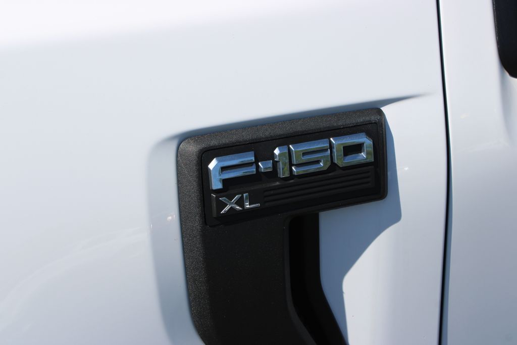 2023 Ford F-150 XL - Photo 18