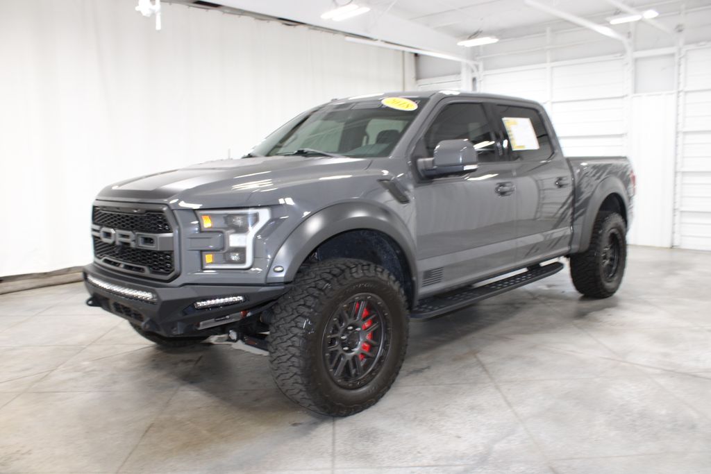 2018 Ford F-150 Raptor photo 2