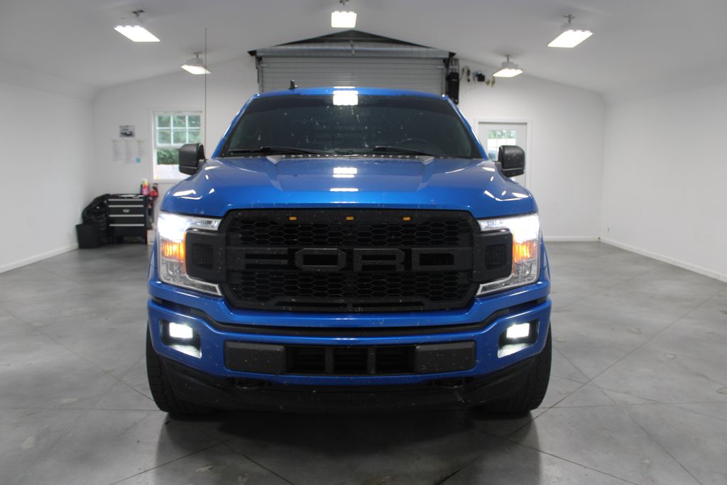 2019 Ford F-150 XLT photo 2