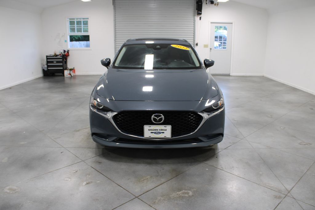 2022 Mazda Mazda3 Carbon photo 2