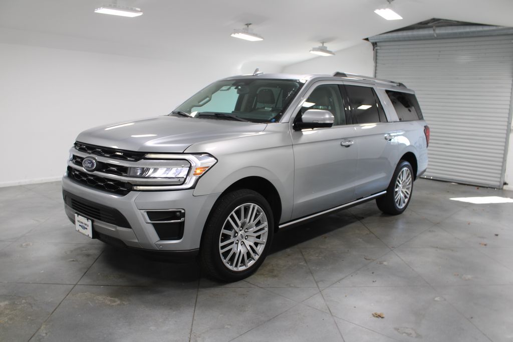2024 Ford Expedition MAX Limited photo 3