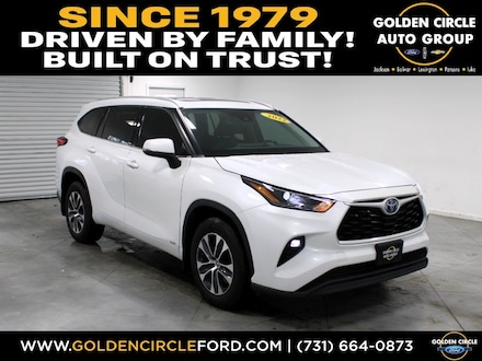 2022 Toyota Highlander Hybrid XLE SUV