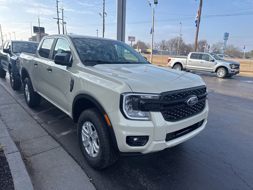 2025 Ford Ranger XL's photo