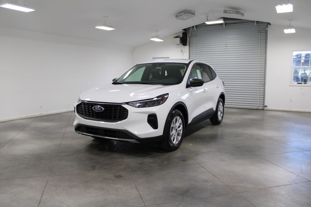 2025 Ford Escape Active photo 3