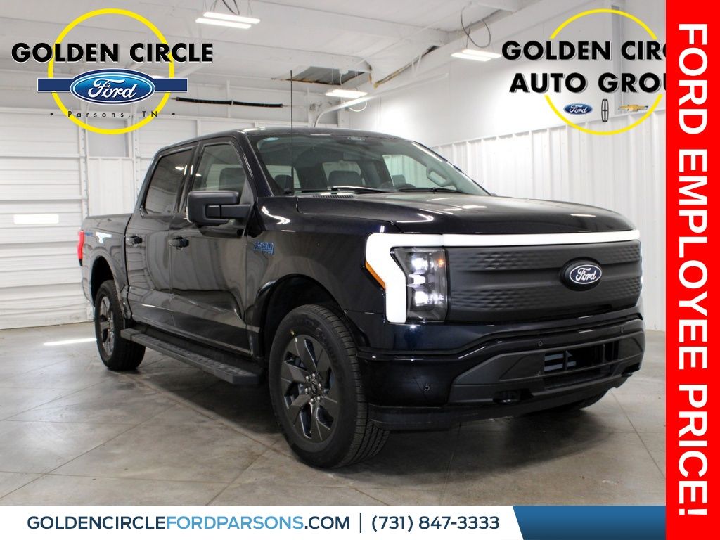 2025 Ford F-150 Lightning Flash's photo