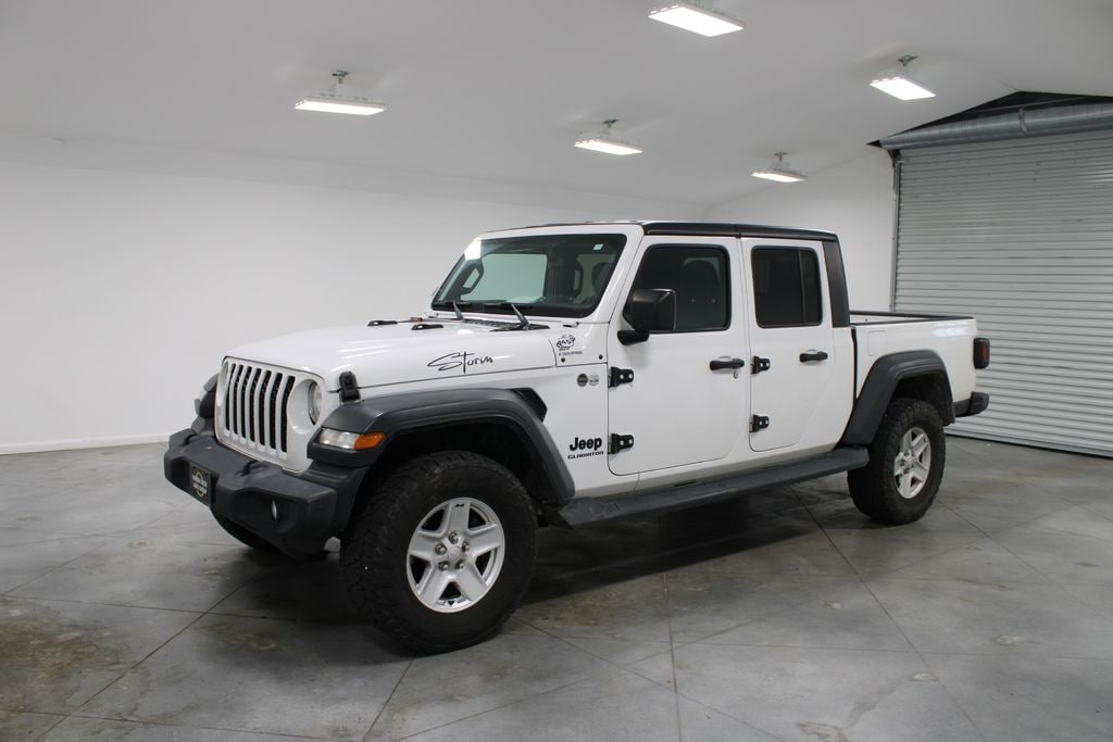 Used 2020 Jeep Gladiator Sport Truck