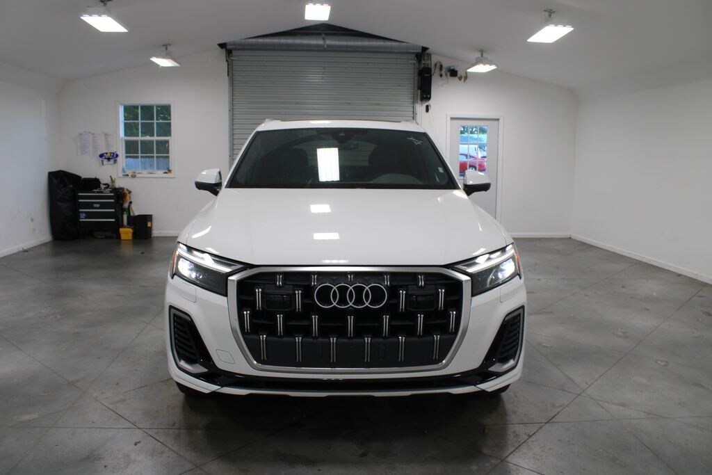 Used 2025 Audi Q7 55 Premium Plus SUV