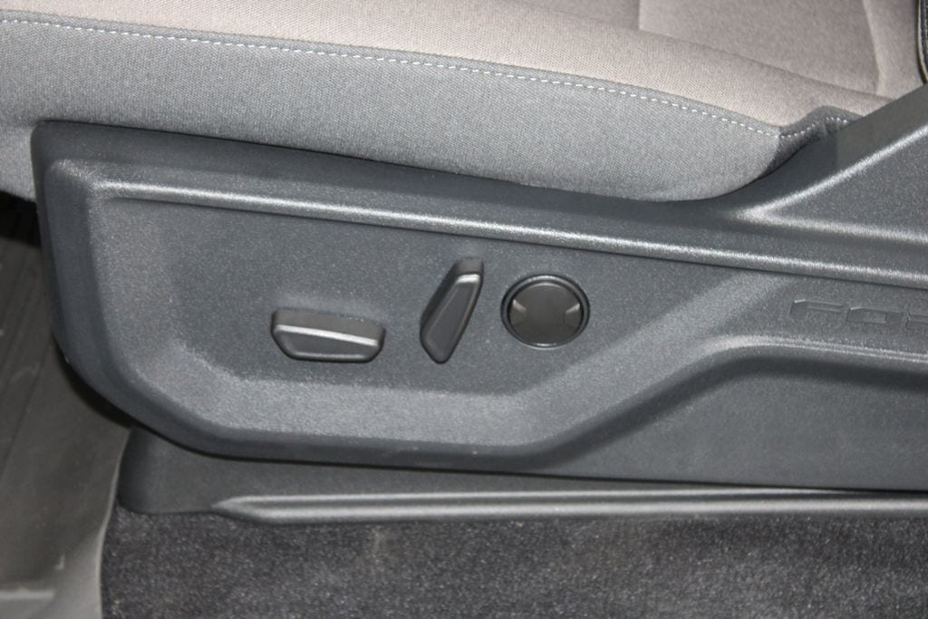 2025 Ford F-150 XLT - Photo 25
