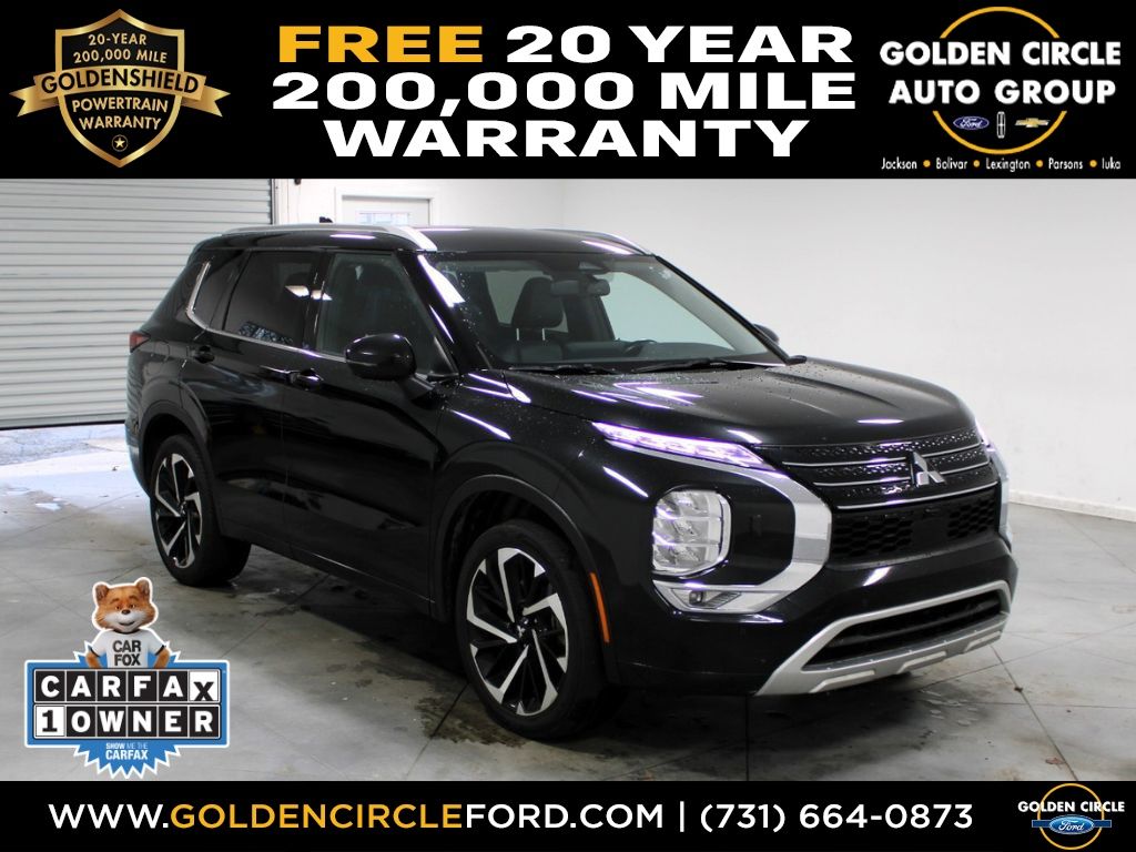 2024 Mitsubishi Outlander SEL's photo