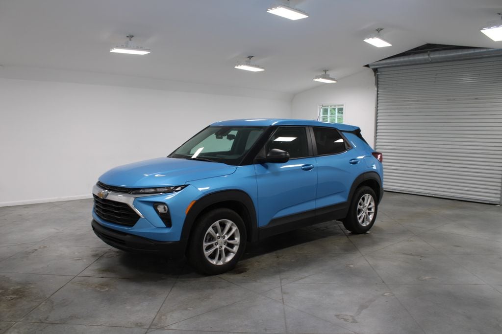 Used 2025 Chevrolet Trailblazer LS SUV
