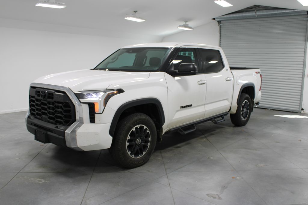 2023 Toyota Tundra SR5 photo 3