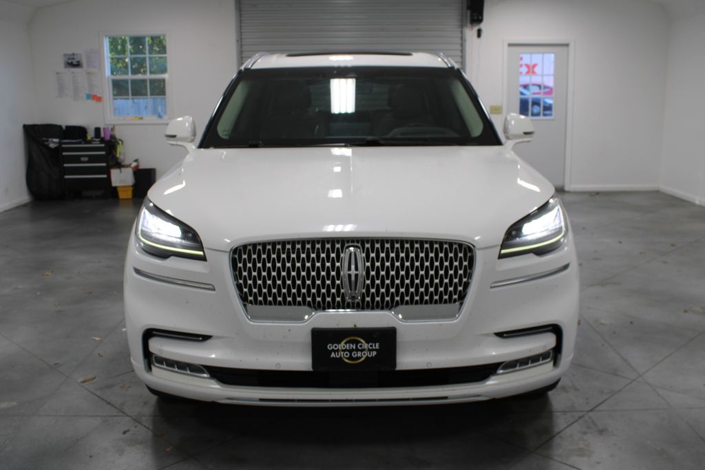 2021 Lincoln Aviator Reserve photo 2