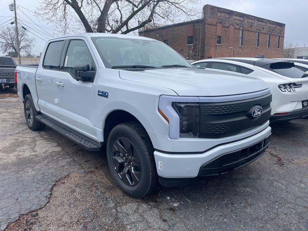 2025 Ford F-150 Lightning Truck 
