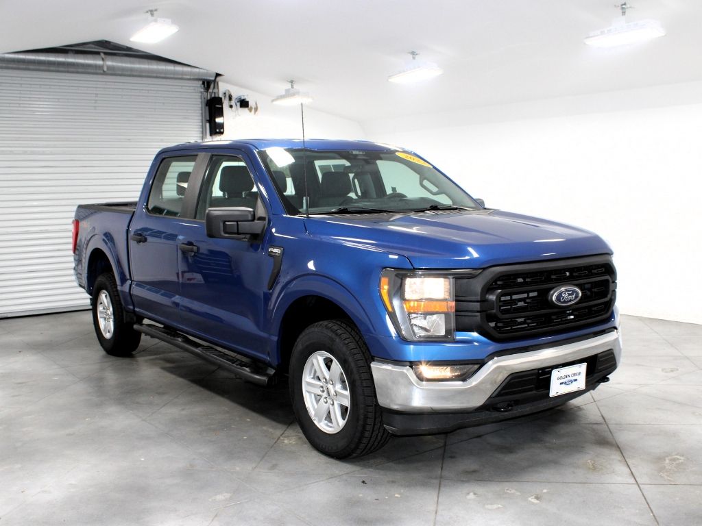 2023 Ford F-150 XL's photo