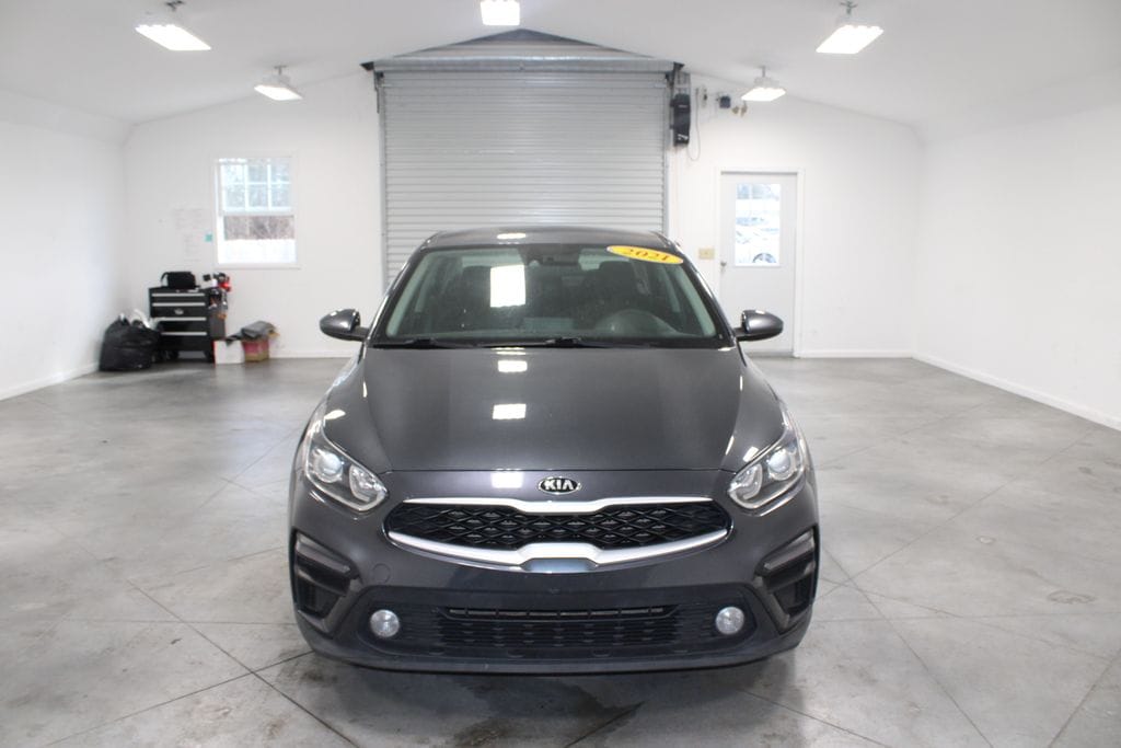 Used 2021 Kia Forte FE with VIN 3KPF24AD0ME342610 for sale in Jackson, TN