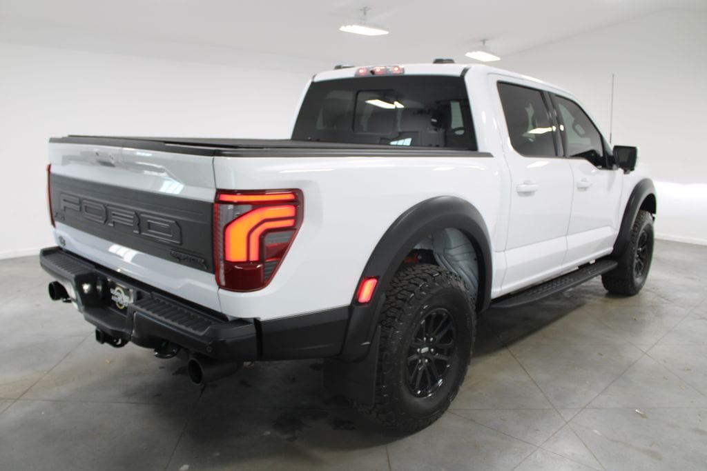 2024 Ford F-150 Raptor - Photo 9