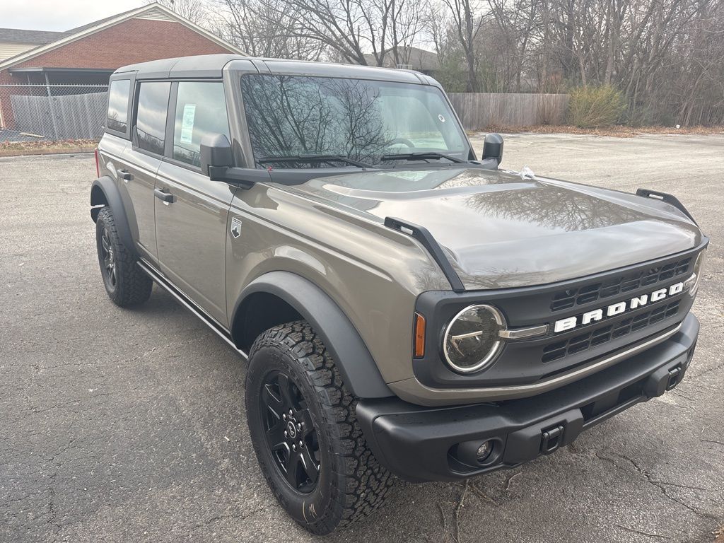 2025 Ford Bronco 4-Door Big Bend's photo