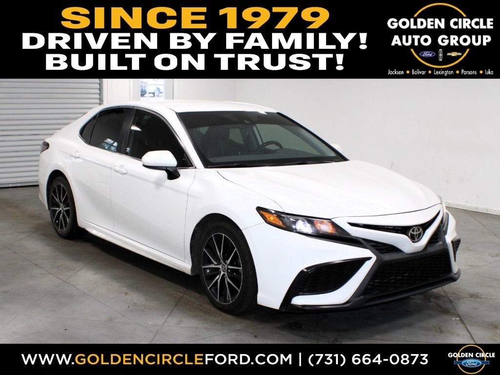 Used 2021 Toyota Camry SE Sedan