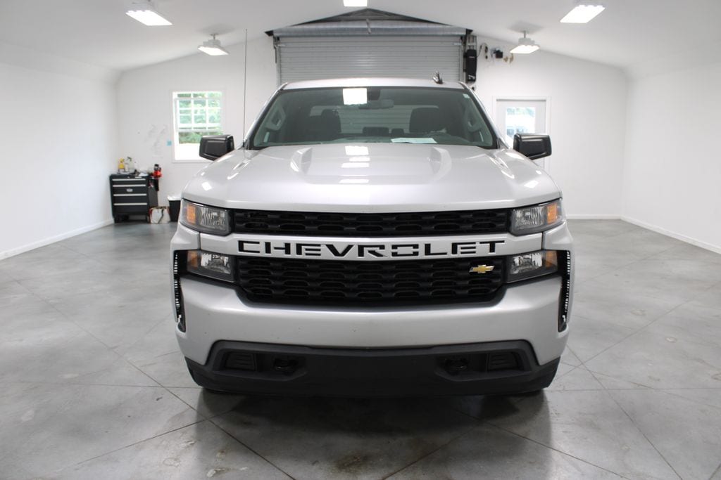 Used 2020 Chevrolet Silverado 1500 Custom with VIN 3GCPWBEF7LG303511 for sale in Jackson, TN