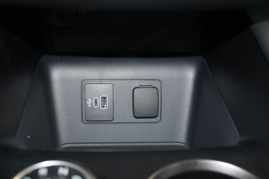 2026 Ford Explorer ST - Photo 51