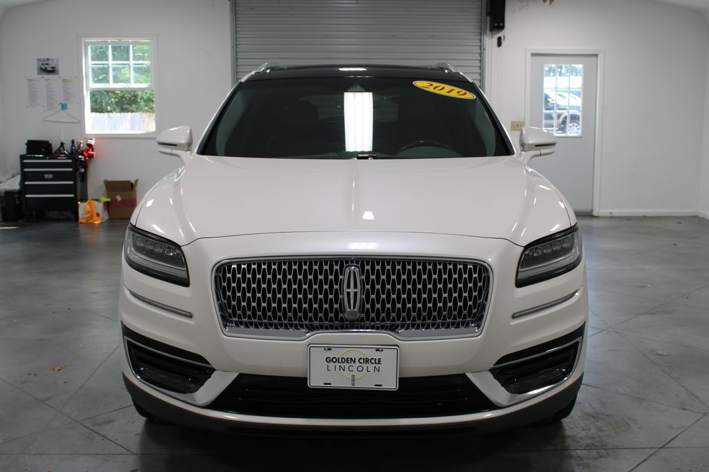 2019 Lincoln Nautilus Reserve photo 2