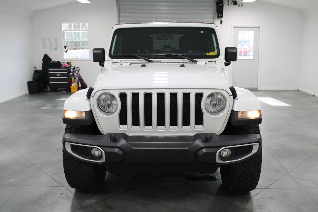 2019 Jeep Wrangler Unlimited Sahara photo 2